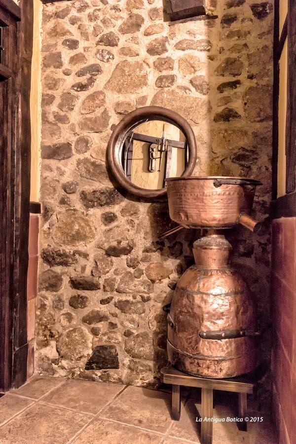 La Antigua Botica Guest House Pasaron  Luaran gambar