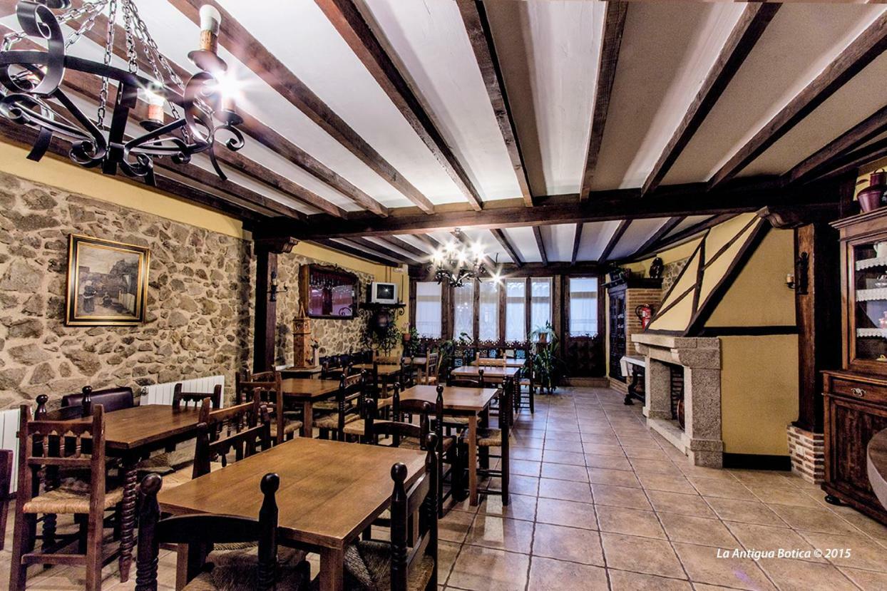 La Antigua Botica Guest House Pasaron  Luaran gambar
